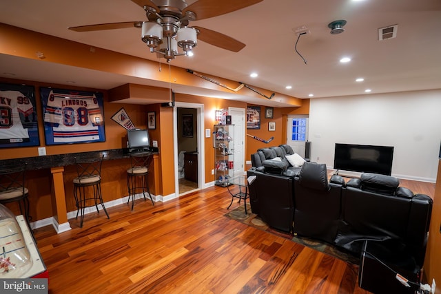 5280 Ten Oaks Rd, Clarksville, MD 21029 - living room featuring light wood-style flooring, recessed lighting, ceiling fan, and a dry bar