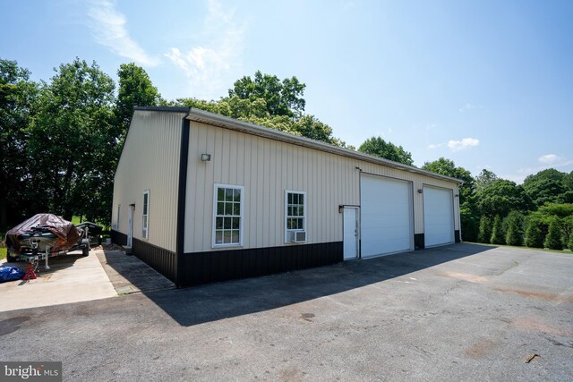 5280 Ten Oaks Rd, Clarksville, MD 21029 - view of detached garage