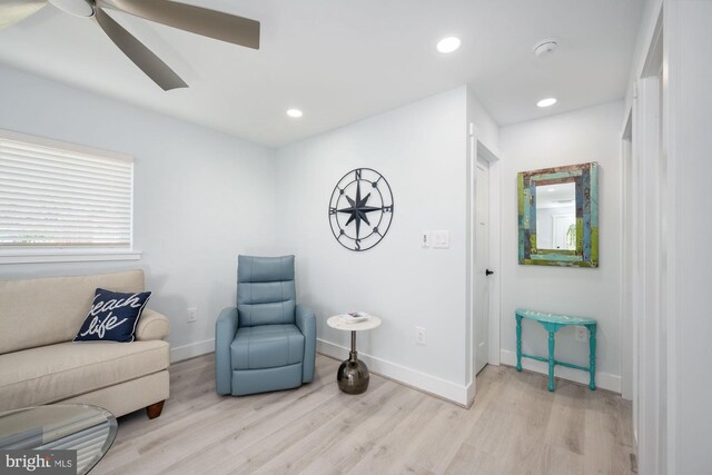 16 9th St, Colonial Beach, VA 22443 - living area featuring wood finished floors, ceiling fan, baseboards, and recessed lighting