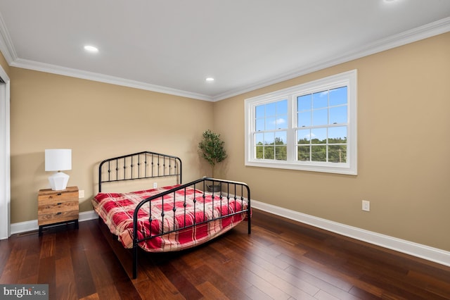2006 Par Dr, Doylestown, PA 18901 - bedroom with baseboards, crown molding, hardwood / wood-style floors, and recessed lighting