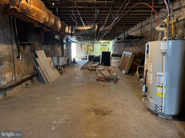 4635 Sansom St, Philadelphia, PA 19139 - basement with gas water heater