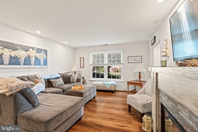 1019 Harbour, Palmyra, NJ 08065 - living room with wood finished floors and recessed lighting