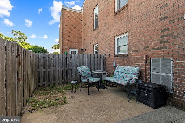 1019 Harbour, Palmyra, NJ 08065 - fenced backyard with a patio area and central AC
