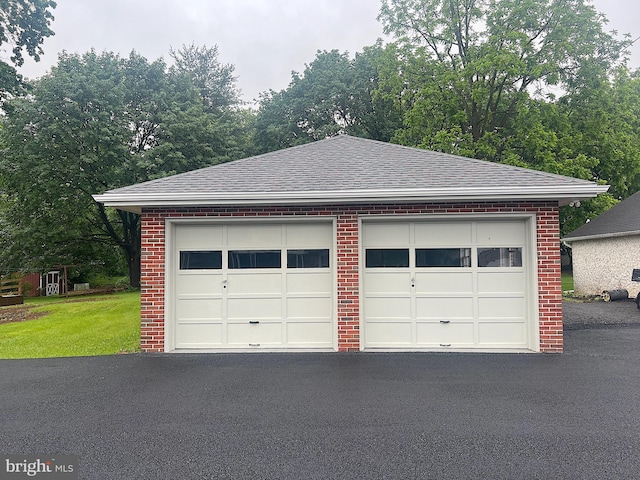 622 S Allison St, Greencastle, PA 17225 - view of detached garage