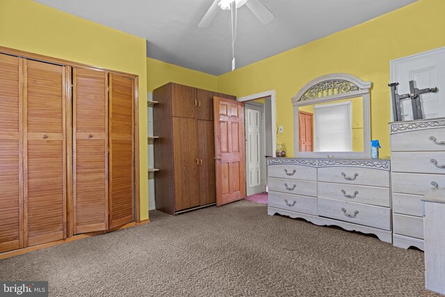 2531 N Lawrence St, Philadelphia, PA 19133 - carpeted bedroom featuring a closet and ceiling fan