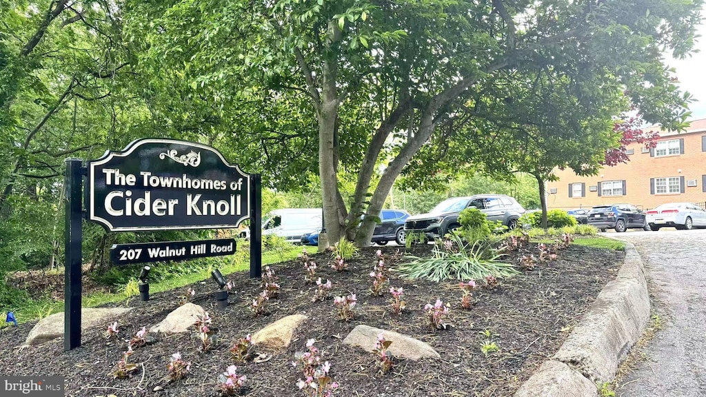 207 Walnut Hill Rd Unit B17, West Chester, PA 19382 - view of community sign