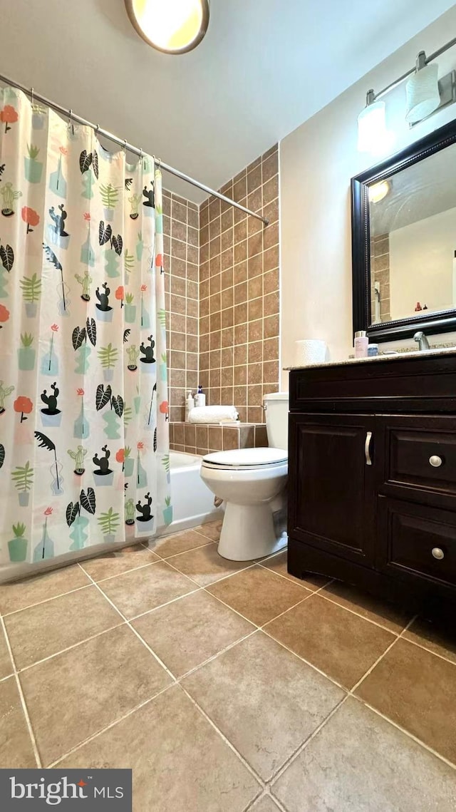 207 Walnut Hill Rd Unit B17, West Chester, PA 19382 - full bathroom featuring tile patterned flooring, shower / tub combo with curtain, and vanity