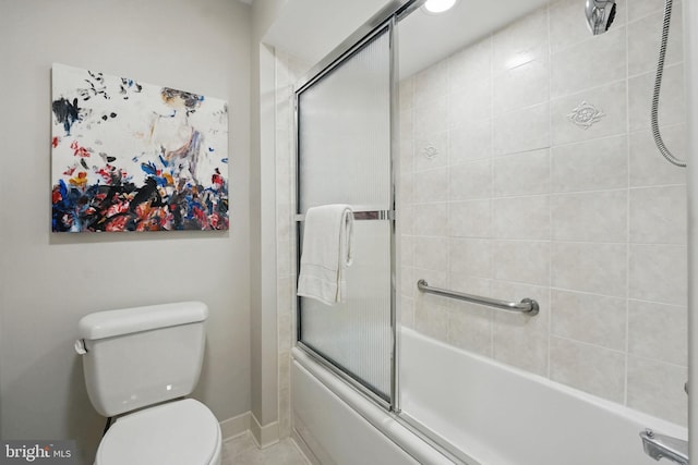2624 Black Fir Ct, Reston, VA 20191 - bathroom with enclosed tub / shower combo, toilet, and baseboards