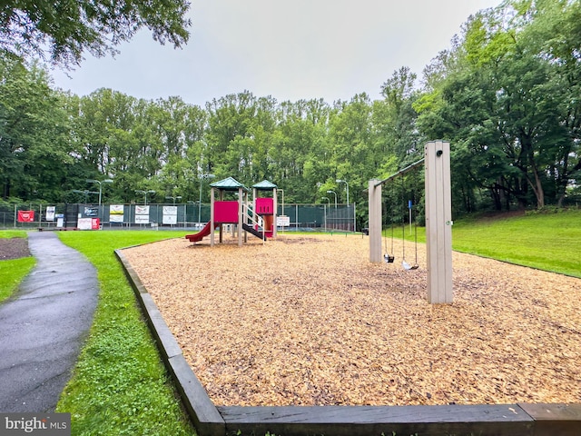 2624 Black Fir Ct, Reston, VA 20191 - view of communal playground