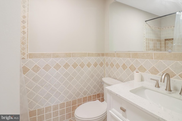 6 Carob Ct, Lumberton, NJ 08048 - full bathroom with toilet, vanity, tile walls, and curtained shower