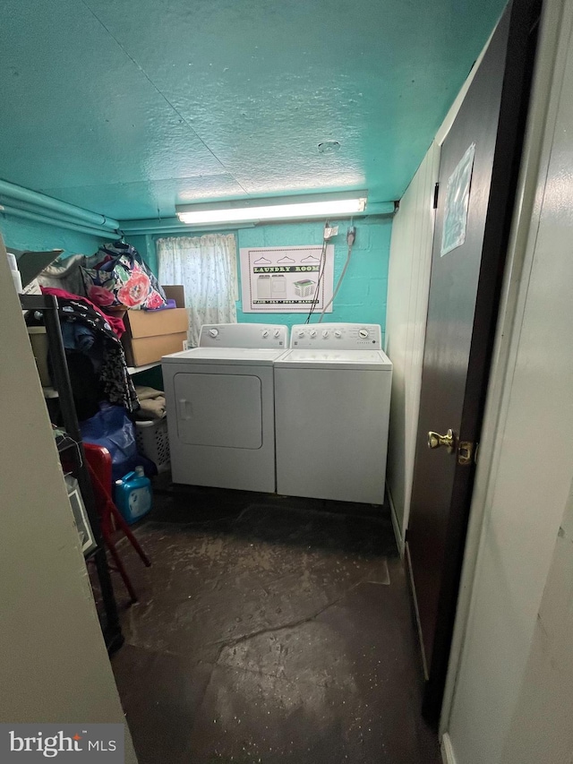 1116 N 19th St, Camden, NJ 08105 - laundry area featuring separate washer and dryer and a textured ceiling