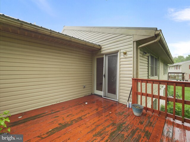 14754 Sherwood Dr, Greencastle, PA 17225 - view of wooden terrace