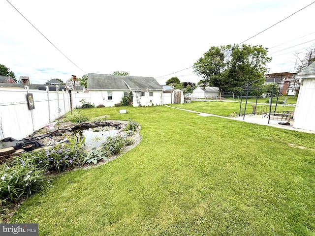 239 S Allison St, Greencastle, PA 17225 - view of yard