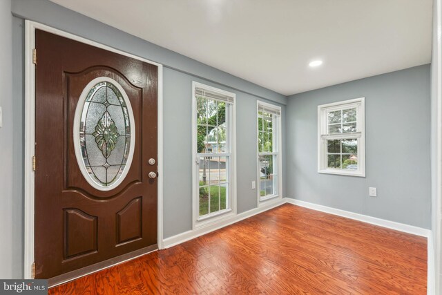 905 Henrietta Ave, Huntingdon Valley, PA 19006 - entryway featuring wood finished floors, baseboards, and recessed lighting