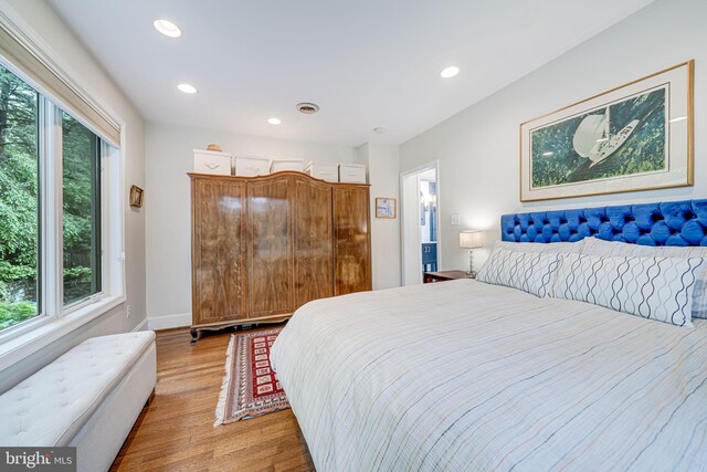 3100 Rodman St NW, Washington, DC 20008 - bedroom featuring light wood-style floors and recessed lighting