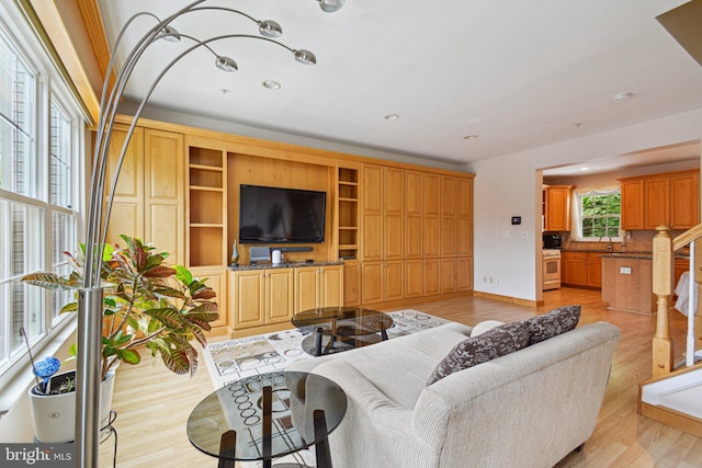 13146 Diamond Hill Dr, Germantown, MD 20874 - living room with light wood-type flooring, baseboards, and recessed lighting