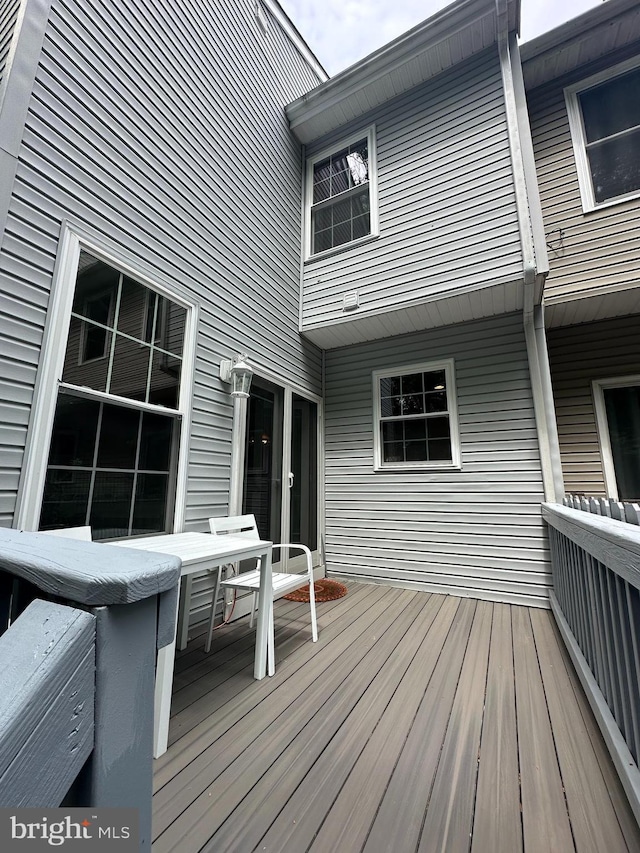 13146 Diamond Hill Dr, Germantown, MD 20874 - view of deck
