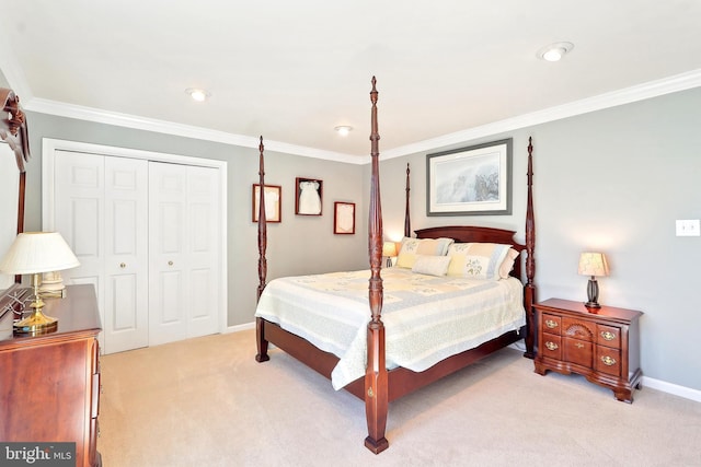 7951 Kelly Ann Ct, Fairfax Station, VA 22039 - bedroom featuring crown molding, light carpet, a closet, baseboards, and recessed lighting