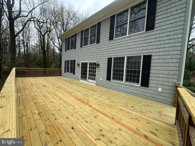 27 Kleis Rd, Severna Park, MD 21146 - view of wooden terrace