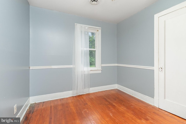 2312 Oak St, Fredericksburg, VA 22401 - unfurnished room with baseboards and wood finished floors