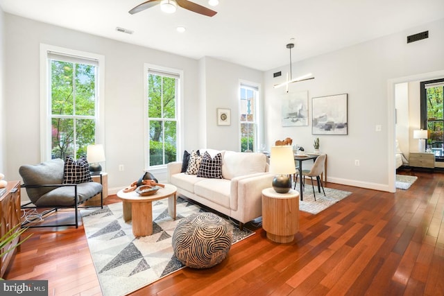 531 T St NW Unit 101, Washington, DC 20001 - living area featuring hardwood / wood-style flooring, a ceiling fan, baseboards, and recessed lighting