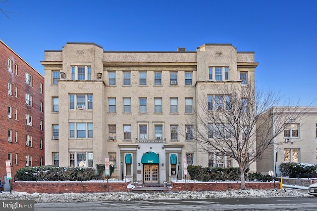 3010 Wisconsin Ave NW Unit 310, Washington, DC 20016 - view of snow covered building