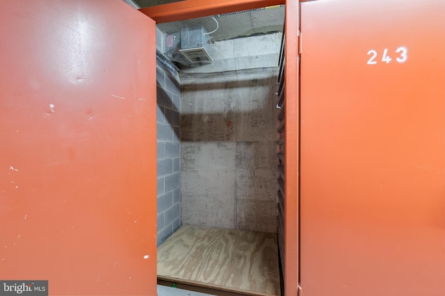 1276 N Wayne St Unit 300, Arlington, VA 22201 - detailed view