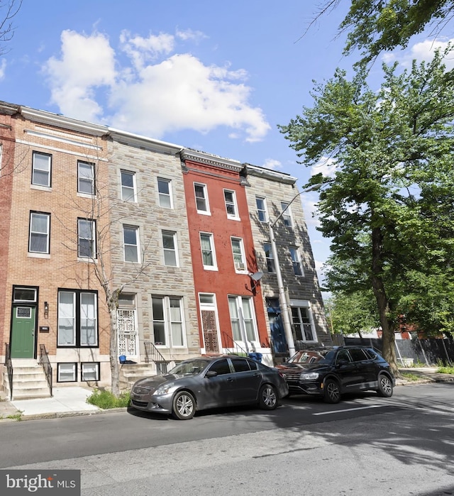1330 Aisquith St, Baltimore, MD 21202 - view of building exterior featuring entry steps