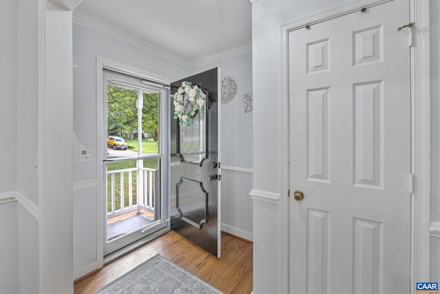 676 Victorian Ct, Charlottesville, VA 22901 - entryway with wood finished floors, ornamental molding, and baseboards