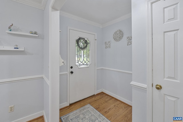 676 Victorian Ct, Charlottesville, VA 22901 - foyer featuring wood finished floors, crown molding, and baseboards