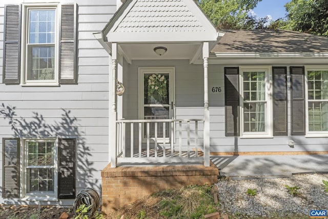 676 Victorian Ct, Charlottesville, VA 22901 - entrance to property with covered porch