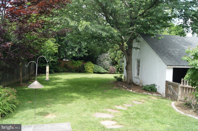 4305 Bradley Ln, Chevy Chase, MD 20815 - view of yard