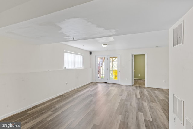 1562 Falling Brook Ct, Odenton, MD 21113 - unfurnished room with wood finished floors and baseboards