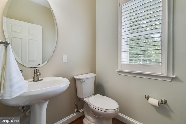 6422 Hard Bargain Cir, Indian Head, MD 20640 - bathroom with baseboards and toilet