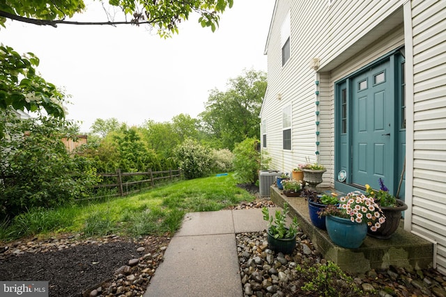 706 Melvin Rd, Telford, PA 18969 - view of yard with cooling unit