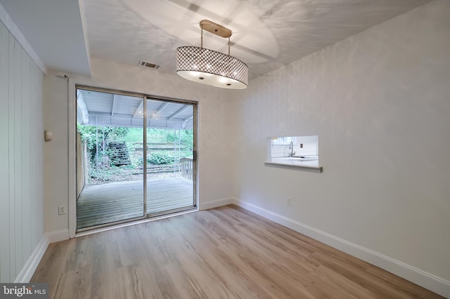 1134 Fox Run, Reading, PA 19606 - empty room featuring wood finished floors and baseboards