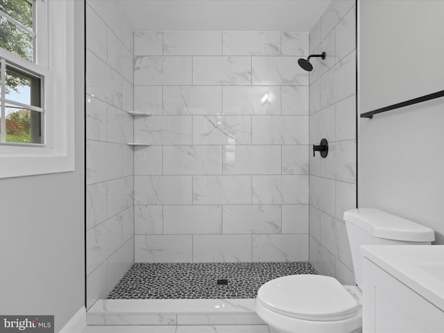 5105 11th St S, Arlington, VA 22204 - bathroom featuring toilet, tiled shower, and vanity
