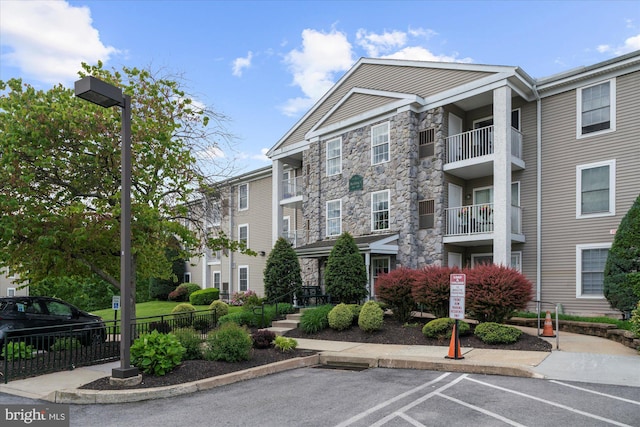 112 Brandon, Eagleville, PA 19403 - view of building exterior with uncovered parking