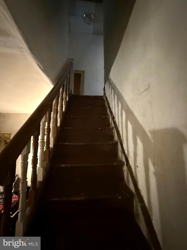 2122 W Toronto St, Philadelphia, PA 19132 - view of stairs