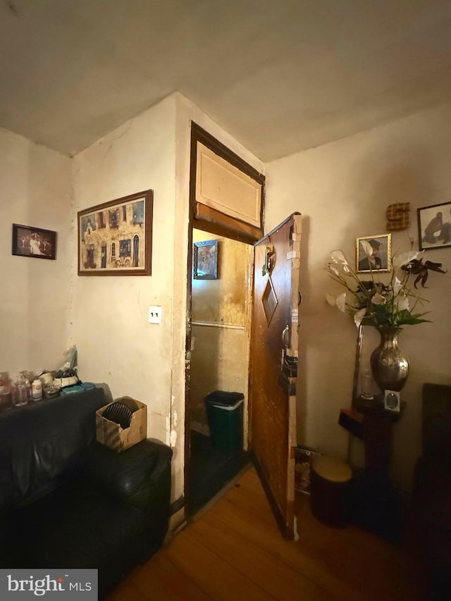 2122 W Toronto St, Philadelphia, PA 19132 - corridor with wood finished floors