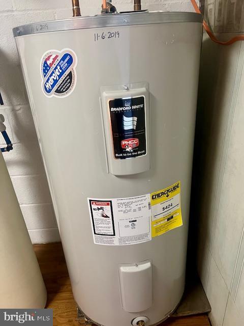 724 E Curtin St, Bellefonte, PA 16823 - utility room with electric water heater