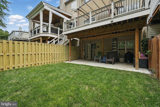 47686 Sandbank Sq, Sterling, VA 20165 - back of property with a patio and a deck