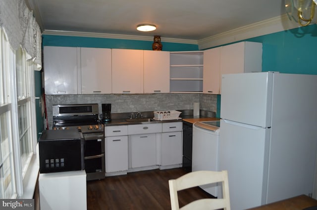 116 Queen Lily Rd, Levittown, PA 19057 - kitchen featuring freestanding refrigerator, range with two ovens, open shelves, backsplash, and a sink