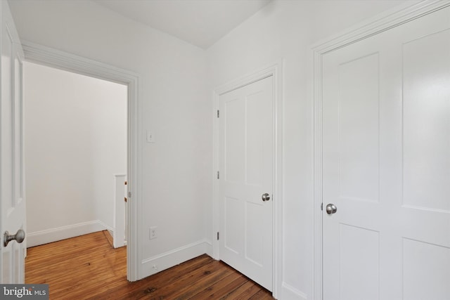 439 Mercy St, Philadelphia, PA 19148 - hallway featuring wood finished floors and baseboards