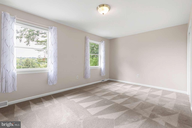 536 Dawson Trak, Hockessin, DE 19707 - empty room featuring carpet flooring and baseboards