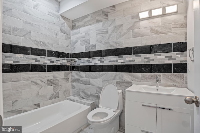 1838 N 4th St, Philadelphia, PA 19122 - full bathroom with tile walls and vanity