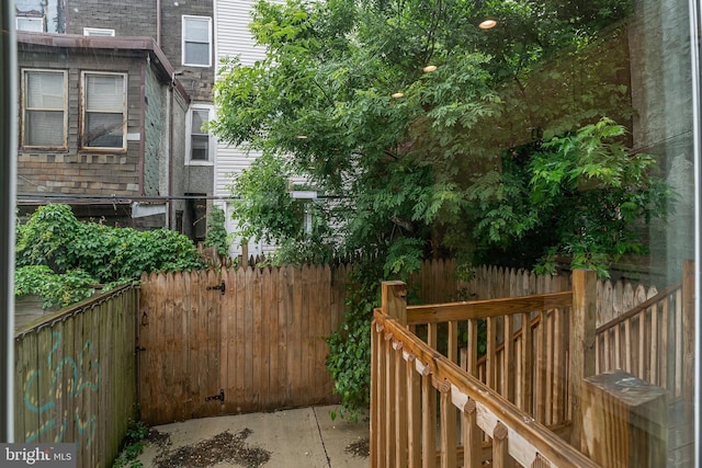 1838 N 4th St, Philadelphia, PA 19122 - view of patio / terrace