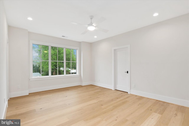 6613 Byrnes Dr, Mclean, VA 22101 - spare room featuring light wood finished floors, baseboards, a ceiling fan, and recessed lighting