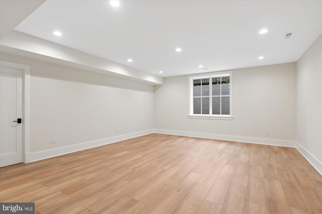 6613 Byrnes Dr, Mclean, VA 22101 - finished basement featuring light wood-style flooring, baseboards, and recessed lighting
