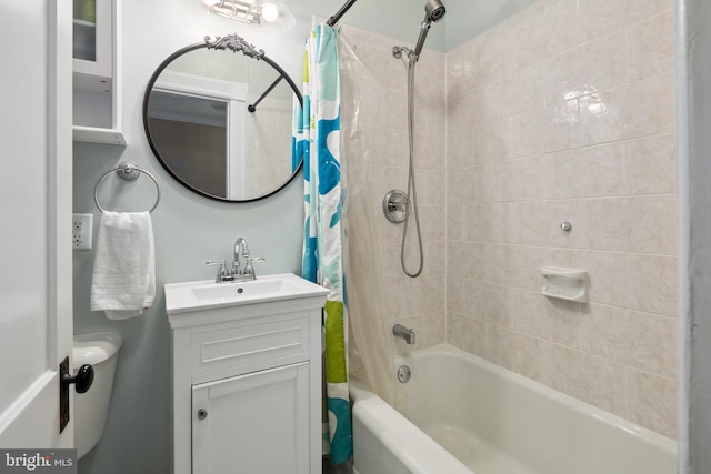1704 N Royal Ave, Front Royal, VA 22630 - bathroom featuring shower / bathtub combination with curtain and vanity